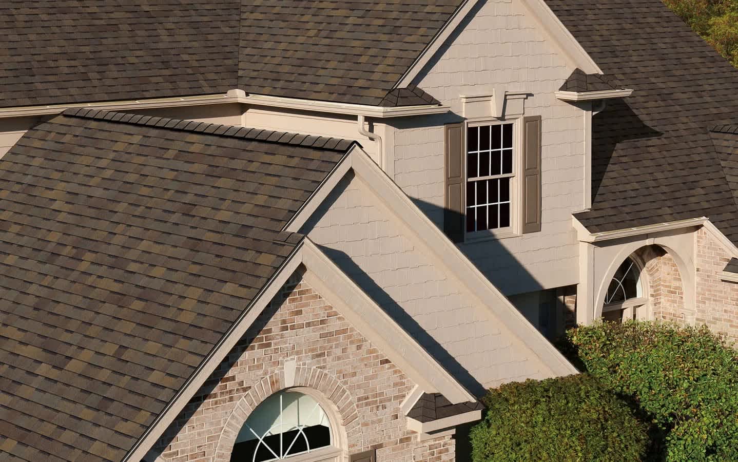 Pitched roof with Owens Corning shingles